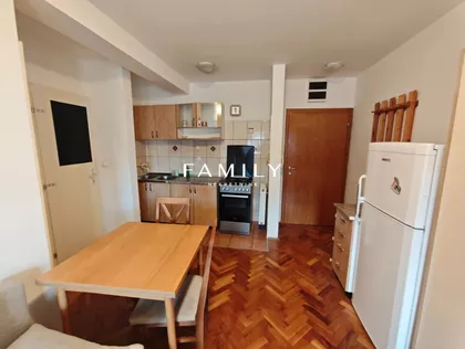 Hadži Ruvimova | 4zida.rs