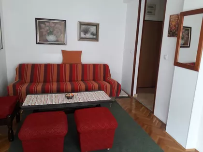 Braće Ribnikar 17 | 4zida.rs