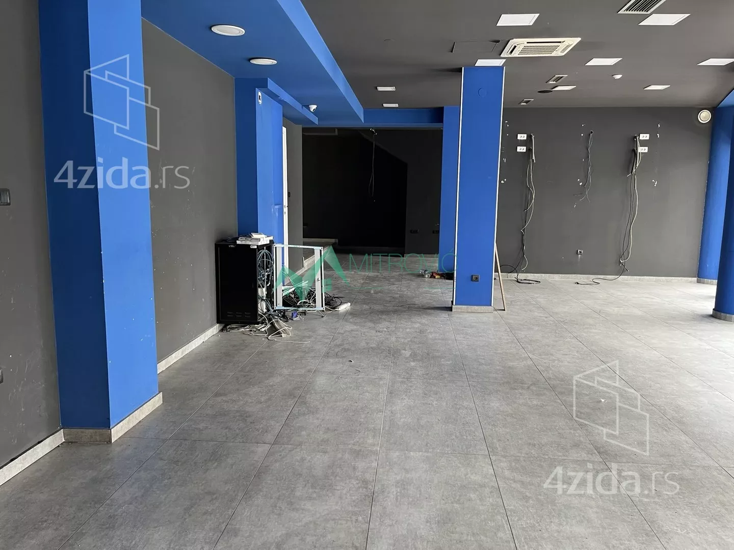 Poslovni prostor | 4zida