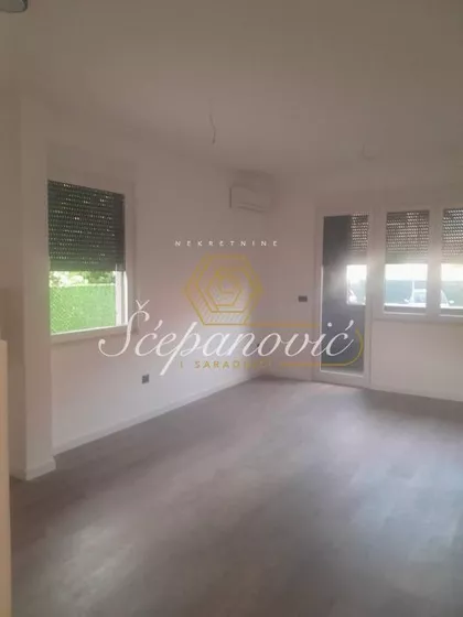 Veternička Rampa | 4zida.rs