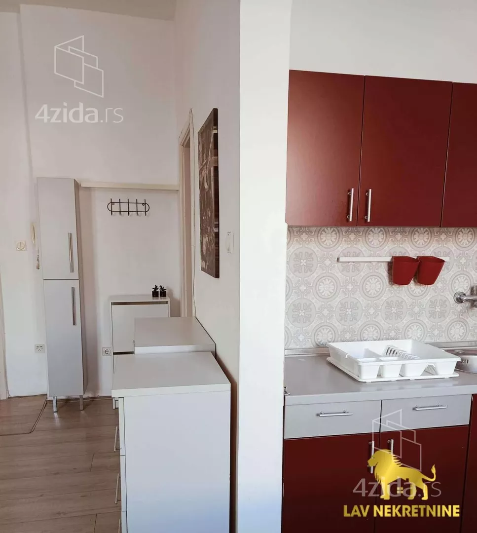Garsonjera | 4zida