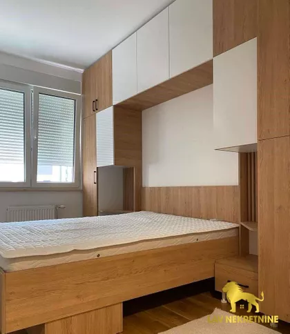 RUMENAČKI PUT | 4zida.rs