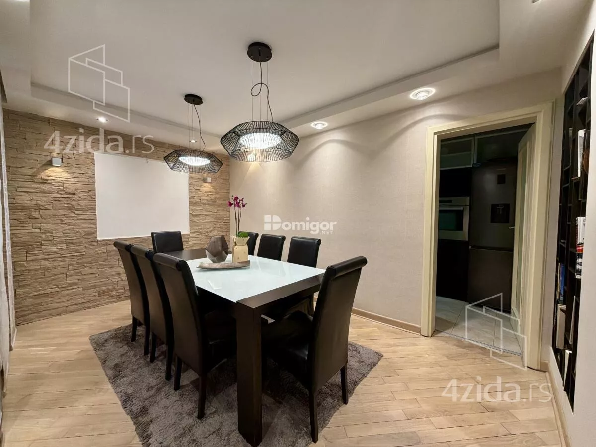 Petosoban stan | 4zida