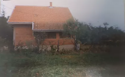 Zaselak Malo Žabare | 4zida.rs