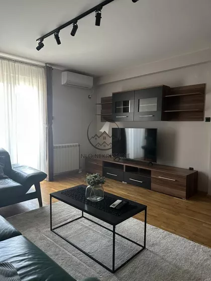 Bulevar Oslobođenja | 4zida.rs