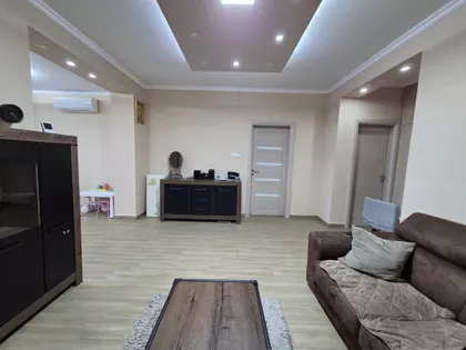 Mali Radanovac | 4zida.rs