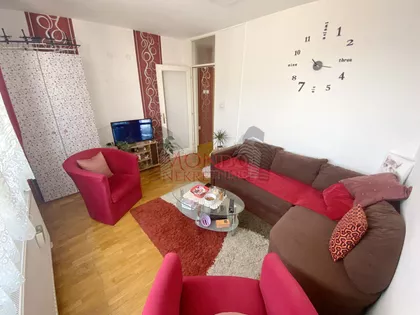 Dom Zdravlja | 4zida.rs