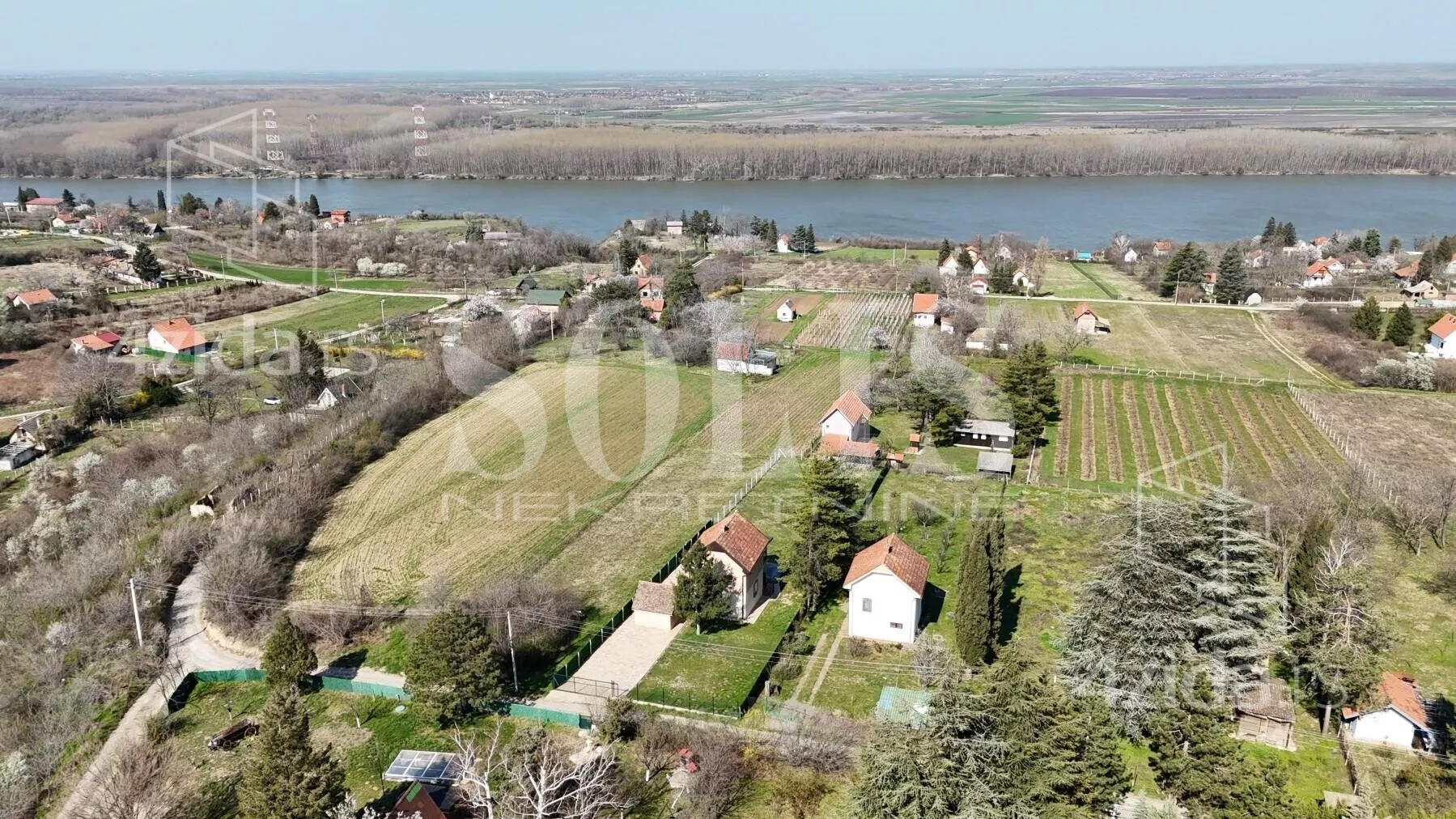 Građevinsko zemljište | 4zida