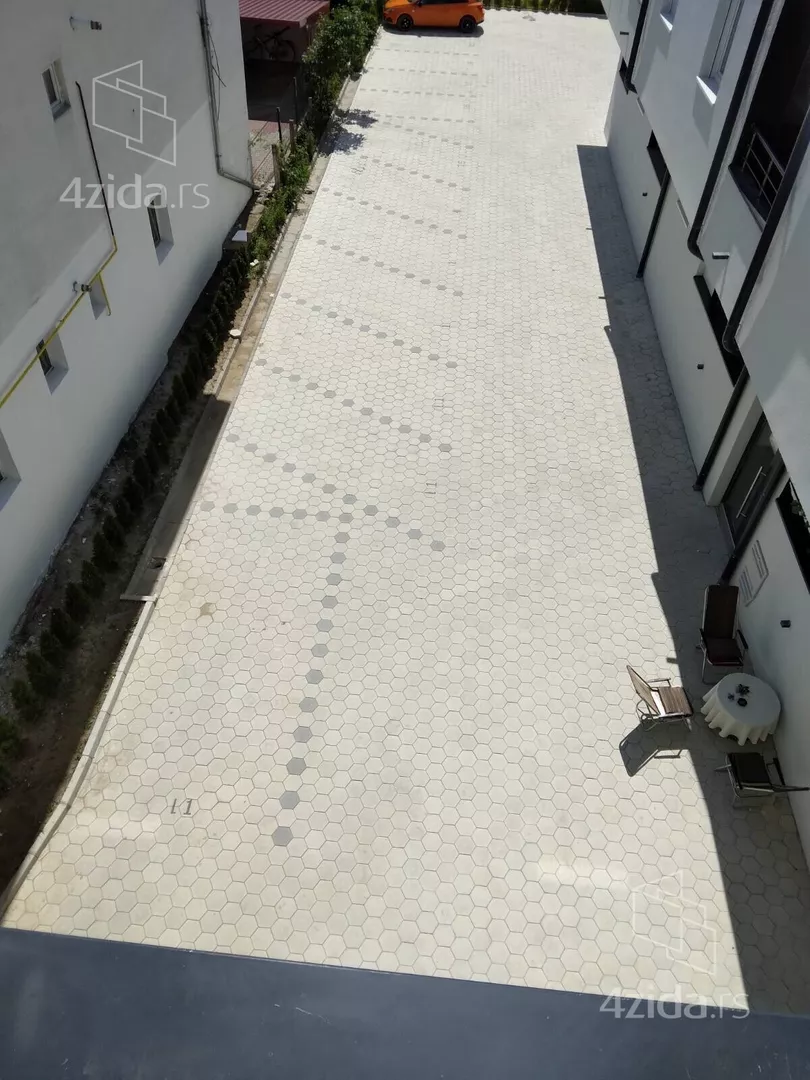 Parking | 4zida