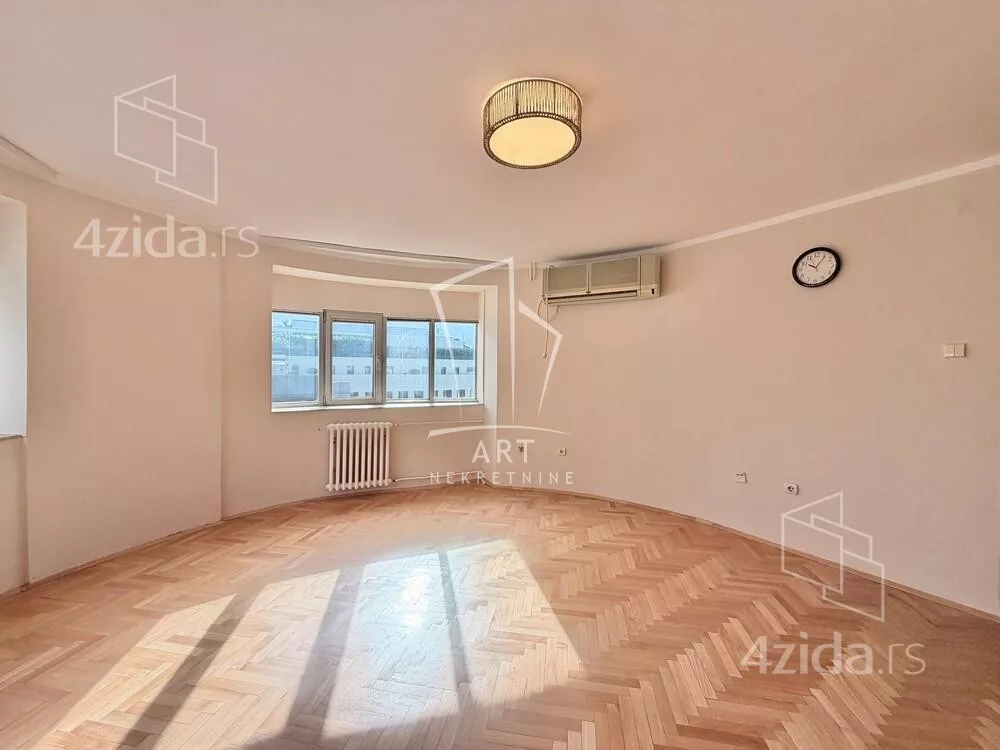 Kancelarija | 4zida