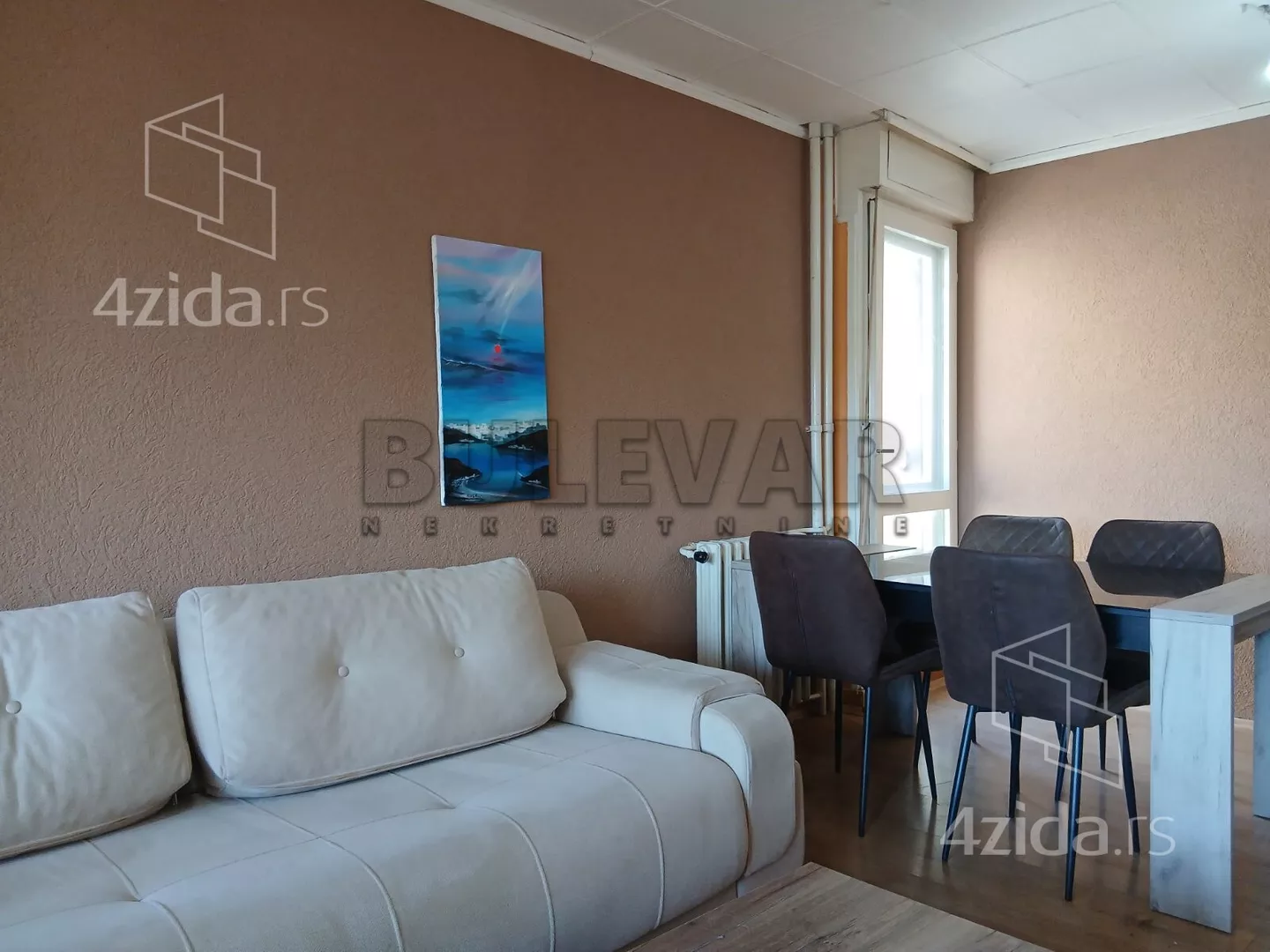 Dvoiposoban stan | 4zida