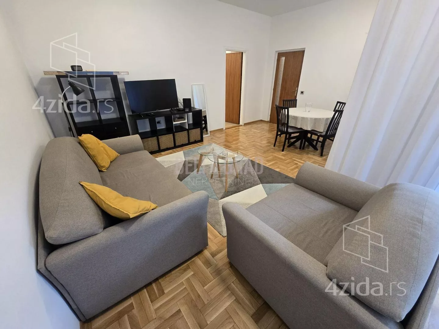 Dvoiposoban stan | 4zida