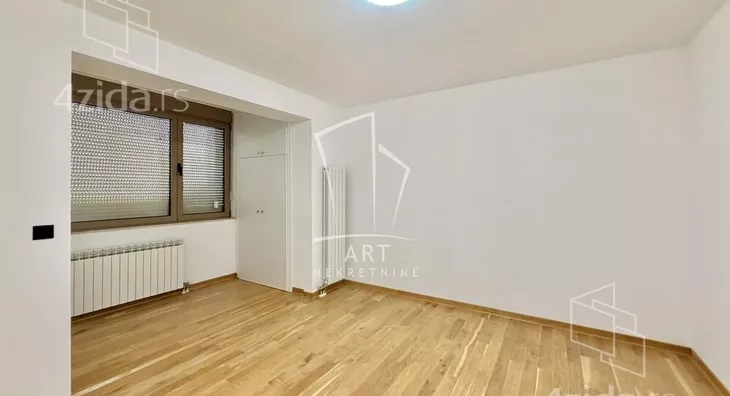 5-etažna kuća | 4zida