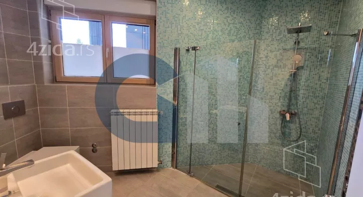 4-etažna kuća | 4zida