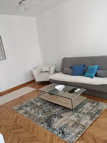 Vučedolska 4 | 4zida.rs