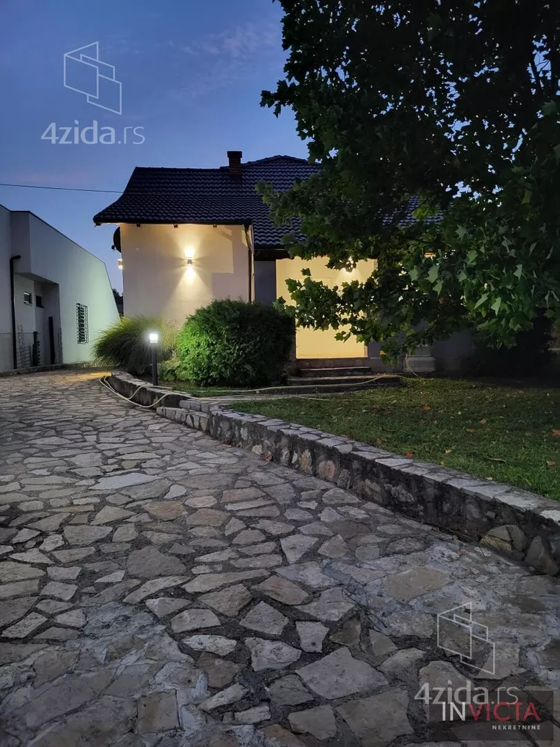 Kuća | 4zida