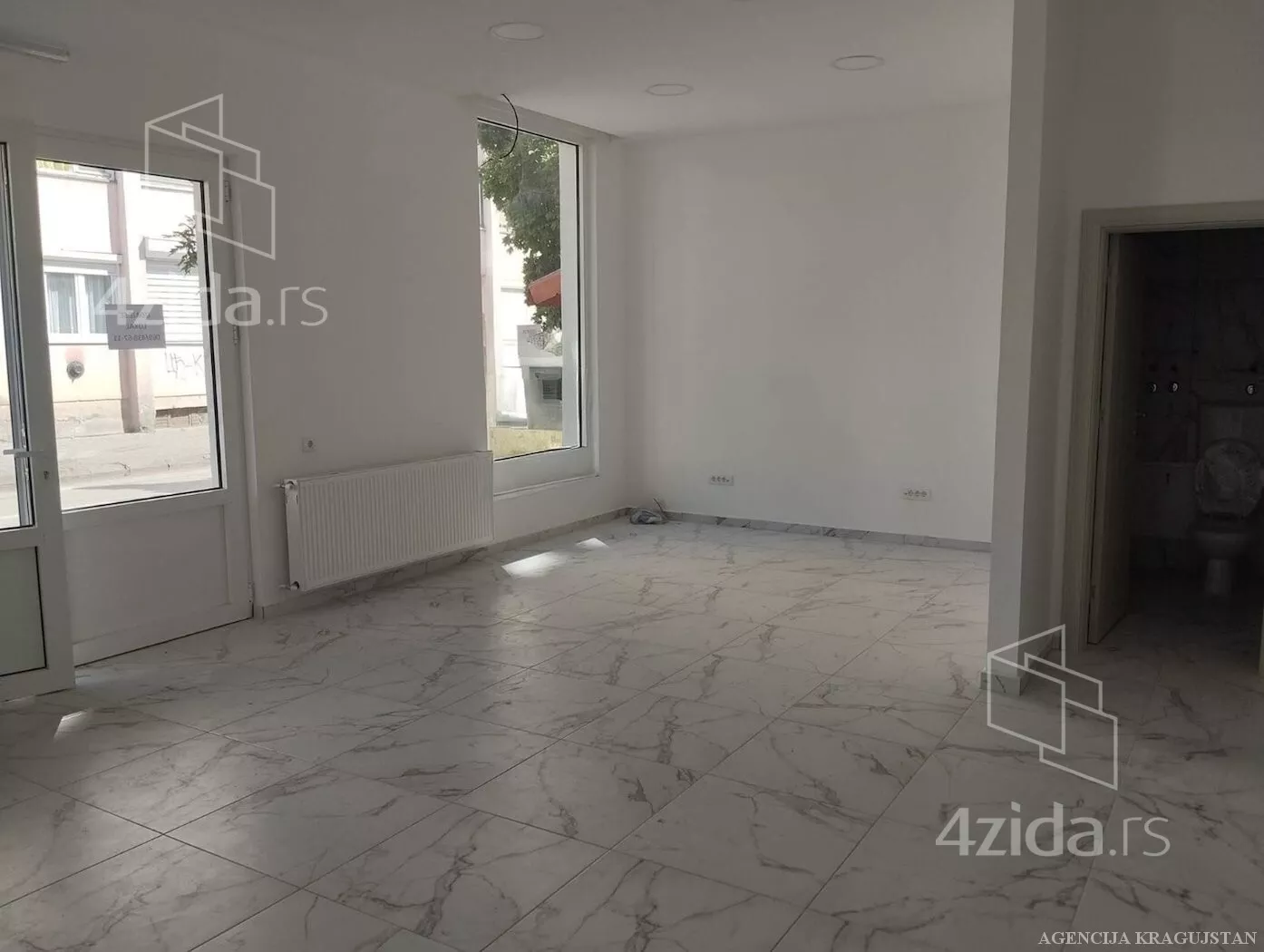 Poslovni prostor | 4zida