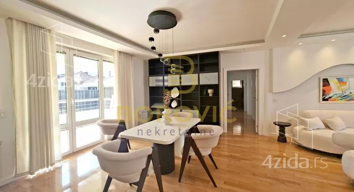 Petosoban stan | 4zida