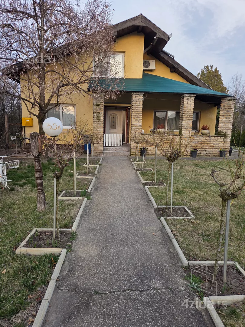 2-etažna kuća | 4zida