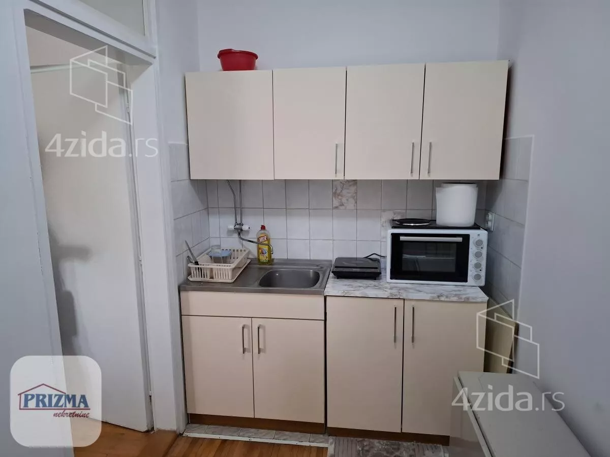Garsonjera | 4zida