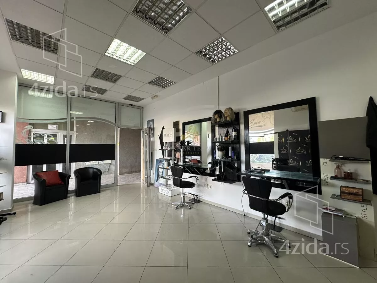 Lokal | 4zida