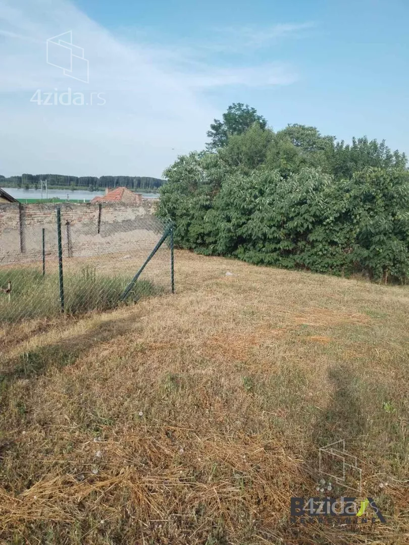 Plac | 4zida