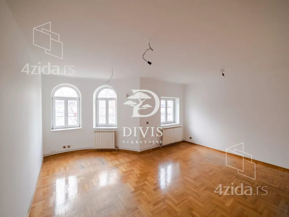 4-etažna kuća | 4zida