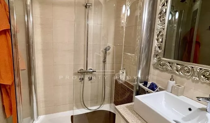 Petoiposoban stan | 4zida