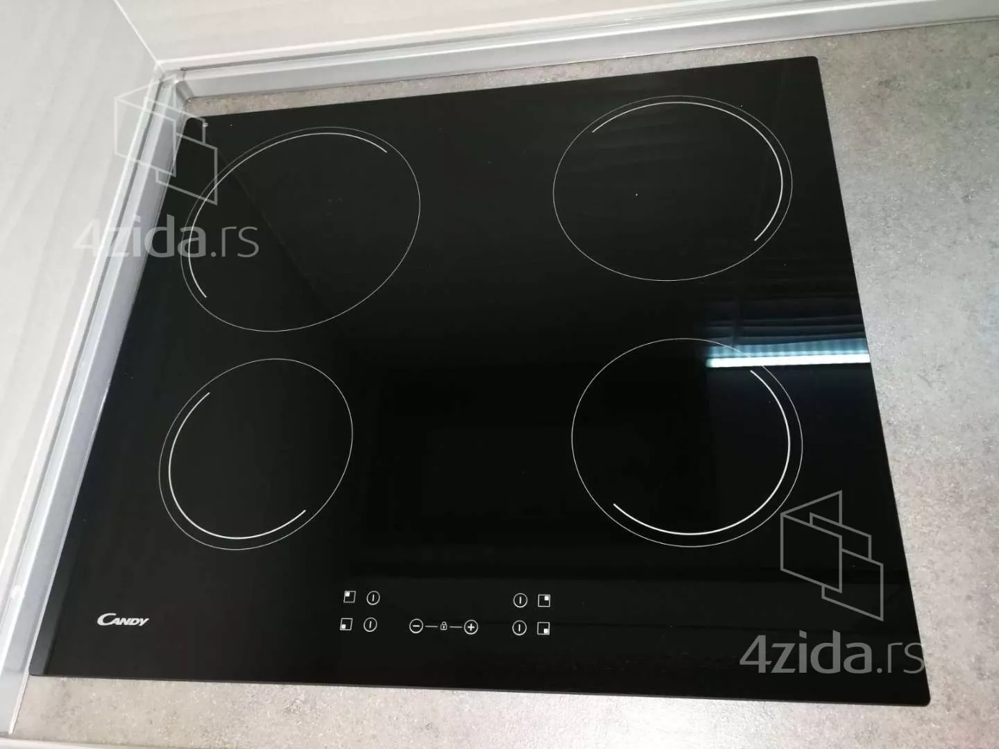 Garsonjera | 4zida