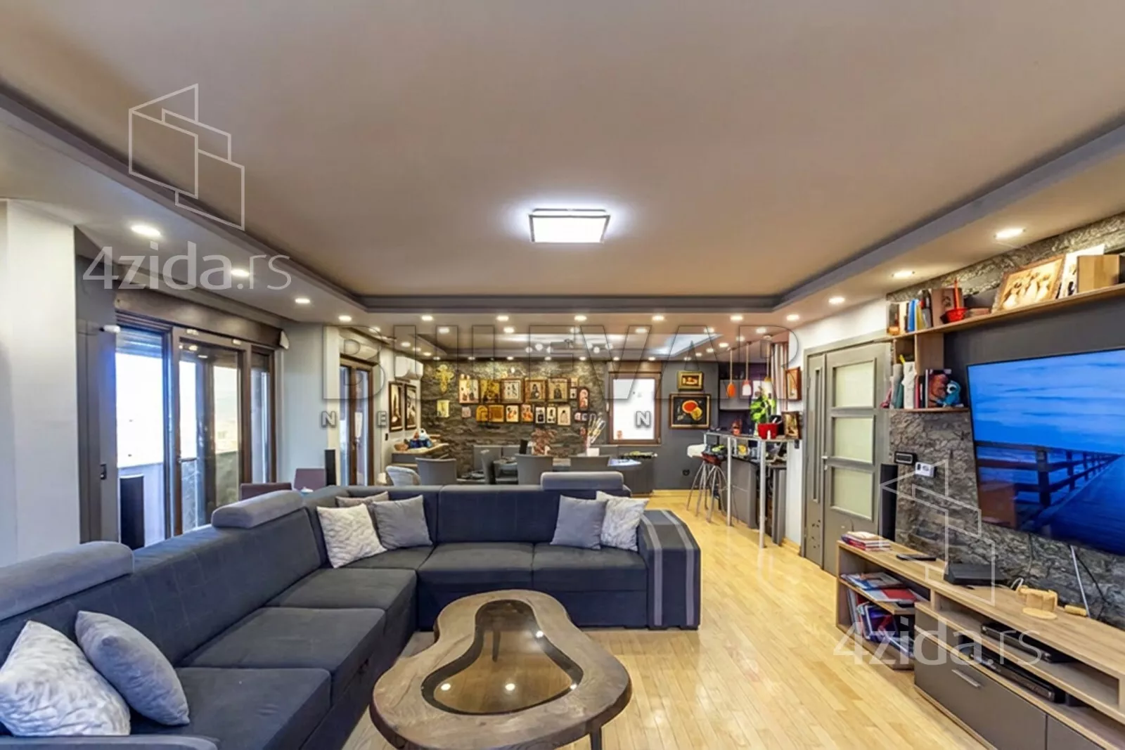 Četvorosoban stan | 4zida