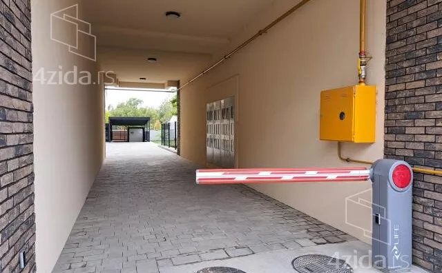 Garaža | 4zida