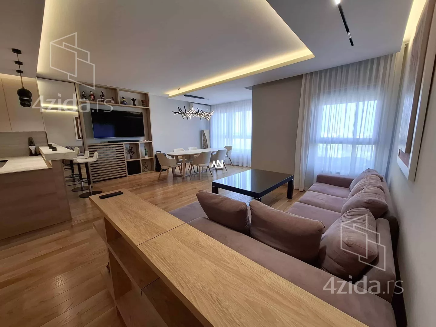 Trosoban stan | 4zida