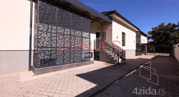 Kuća | 4zida
