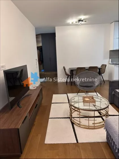 Tošin Bunar | 4zida.rs