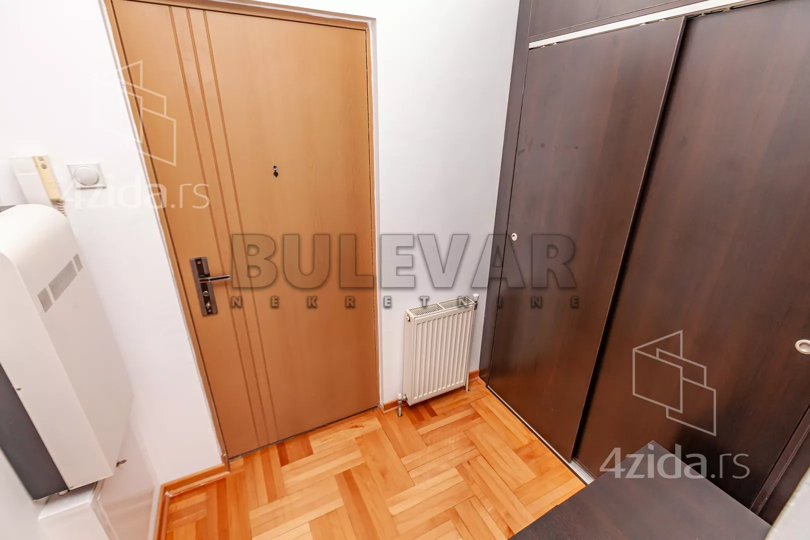 Garsonjera | 4zida
