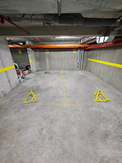 Gospodara Vučića | 4zida.rs