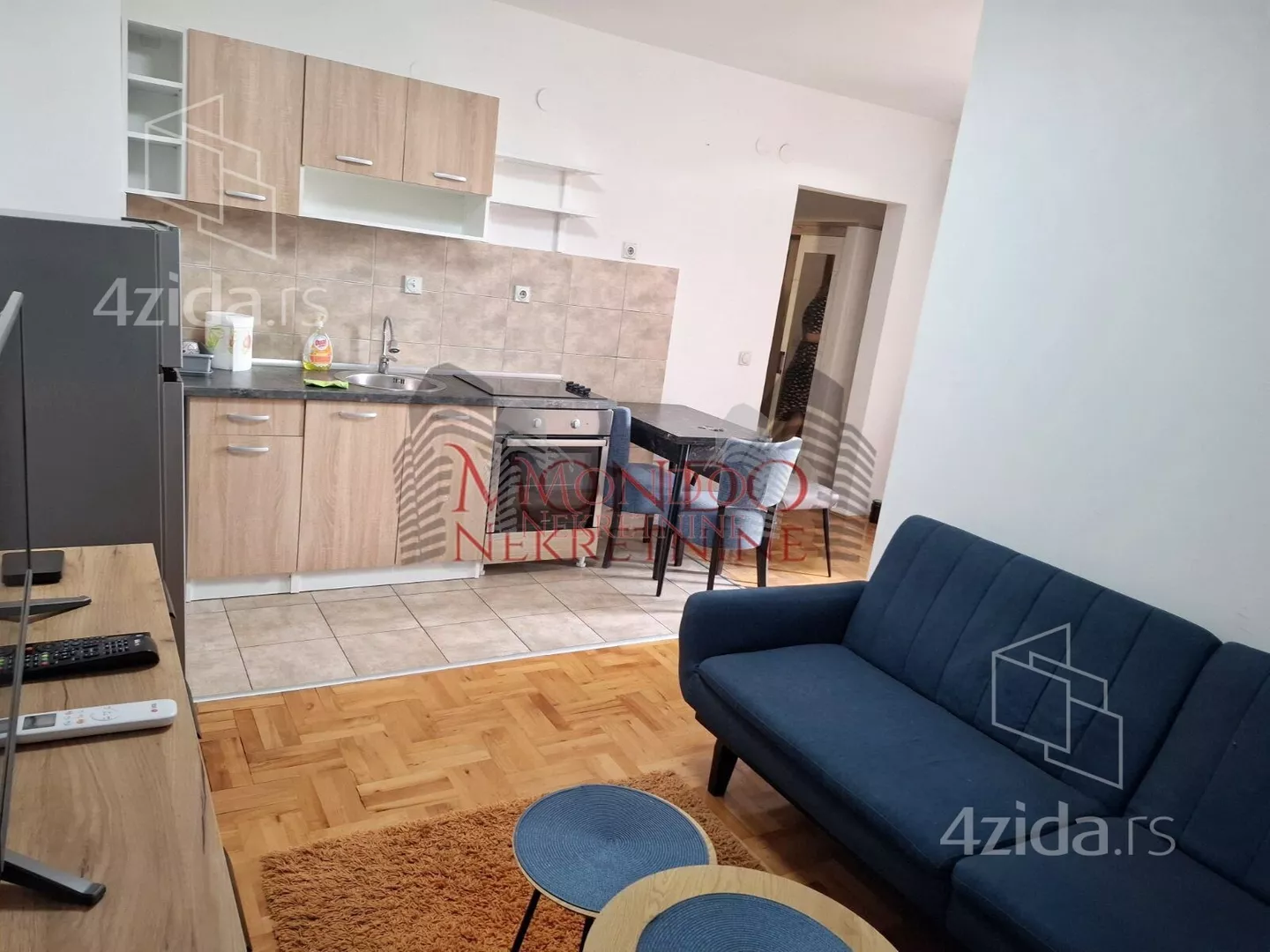 Jednoiposoban stan | 4zida