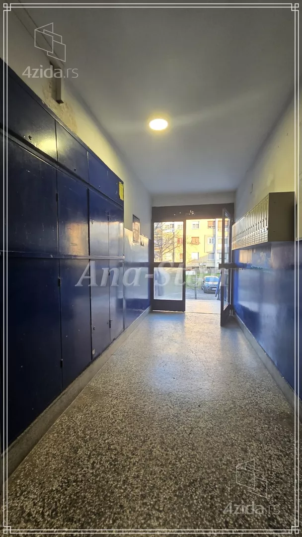 Dvoiposoban stan | 4zida