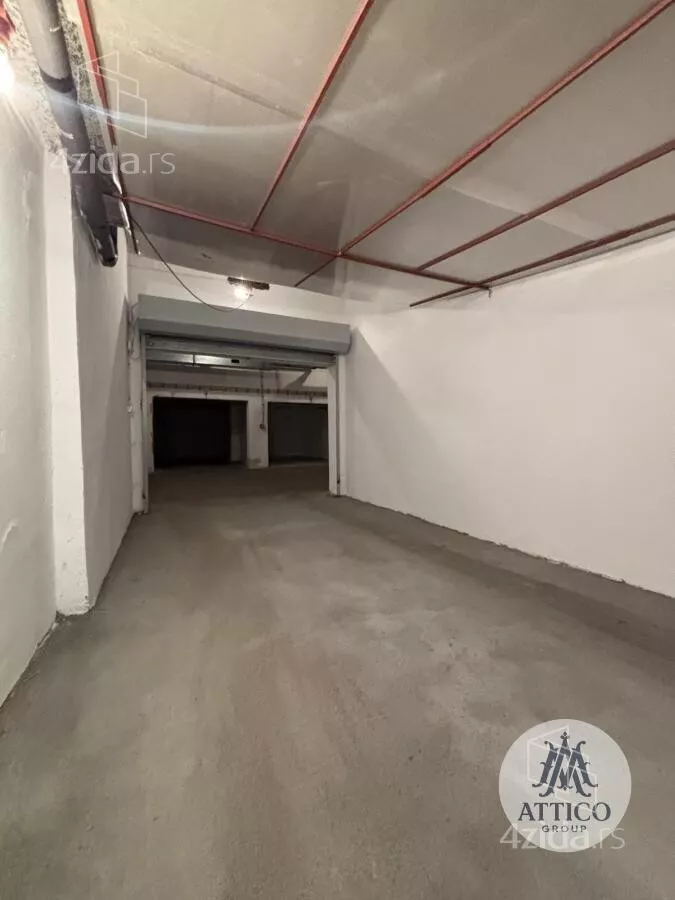 Garaža | 4zida