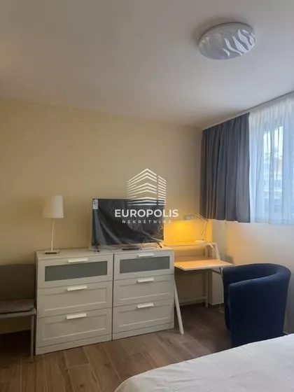 Petra Lekovića | 4zida.rs