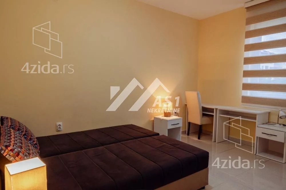 Četvoroiposoban stan | 4zida