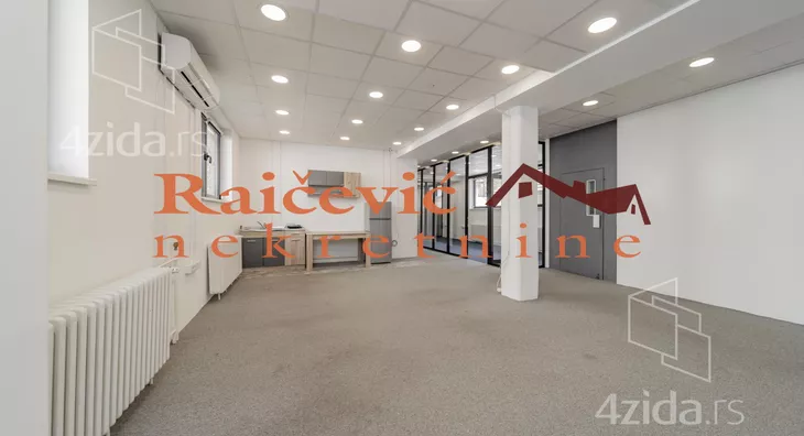 Poslovni prostor | 4zida