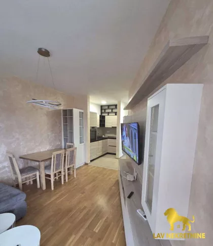 SOMBORSKA | 4zida.rs