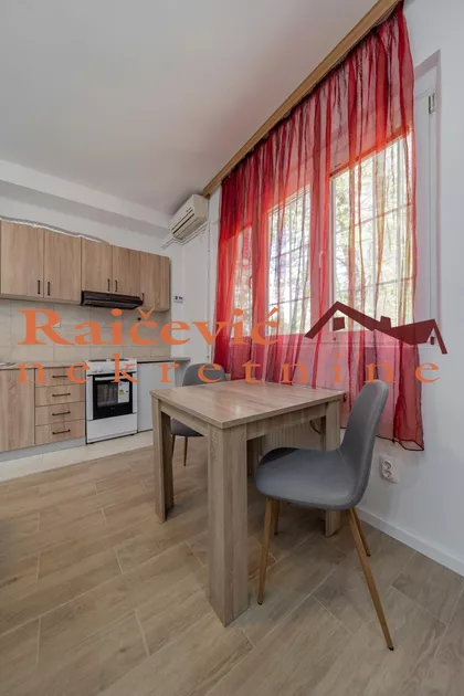 Dubrovacka | 4zida.rs