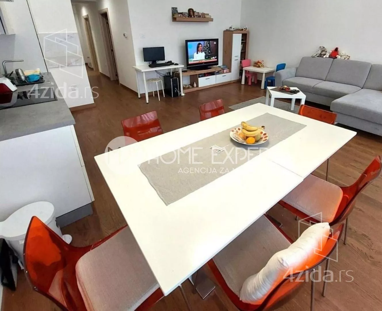 Troiposoban stan | 4zida