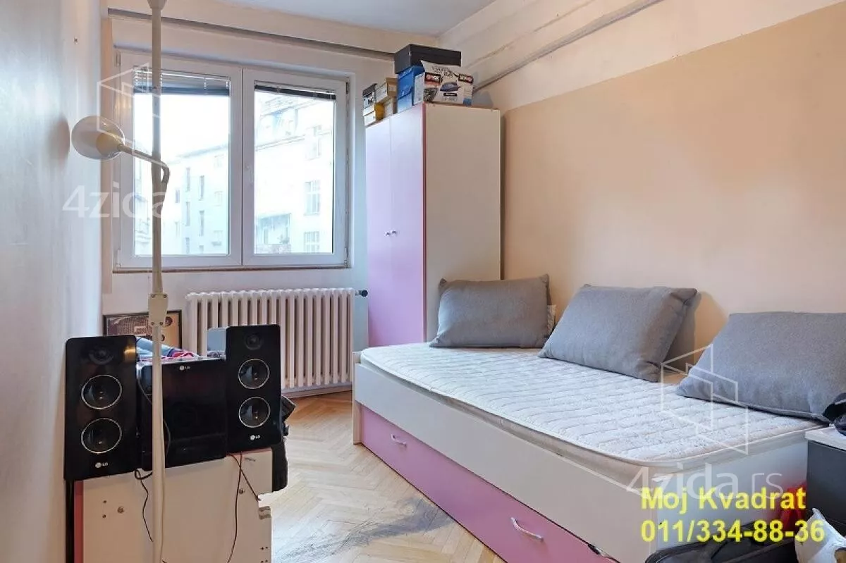 Četvoroiposoban stan | 4zida