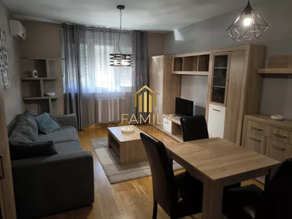 Episkopa Visariona | 4zida.rs