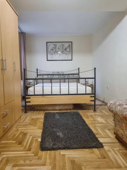 Skerlićeva | 4zida.rs