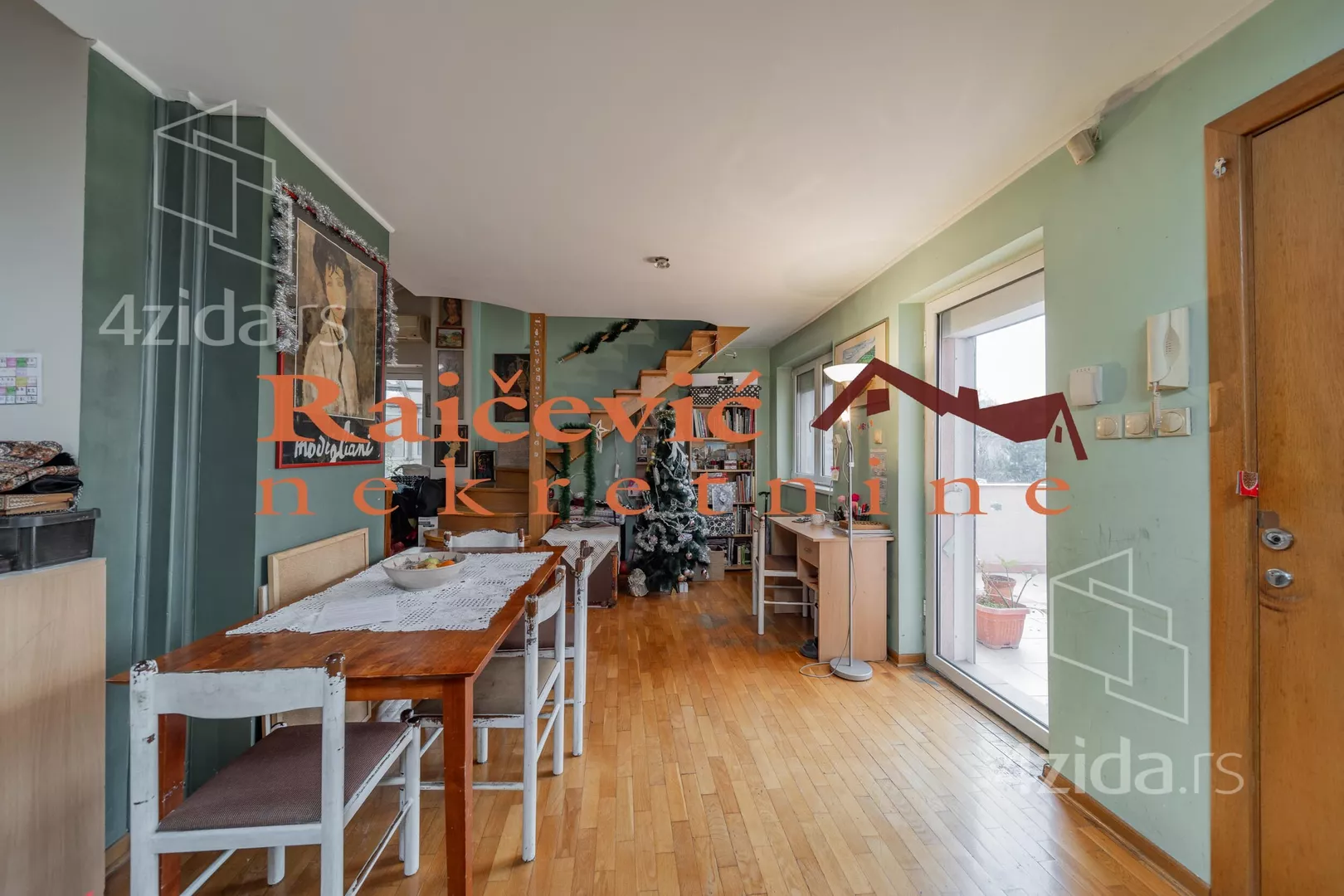 Četvorosoban stan | 4zida