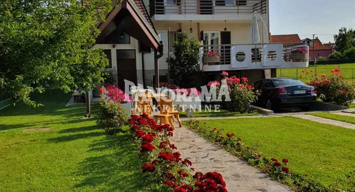3-etažna kuća | 4zida
